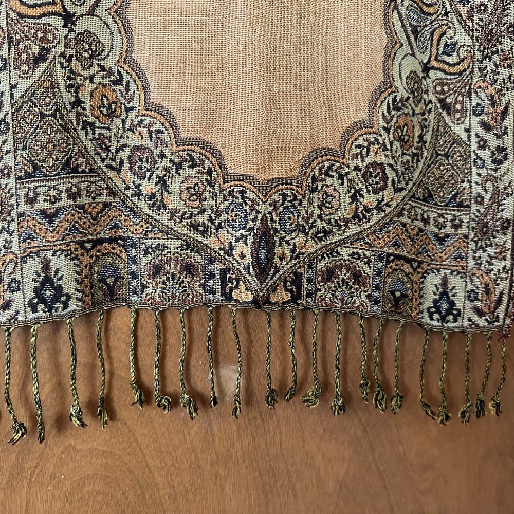 Wrap/scarf - Picture 2 of 4